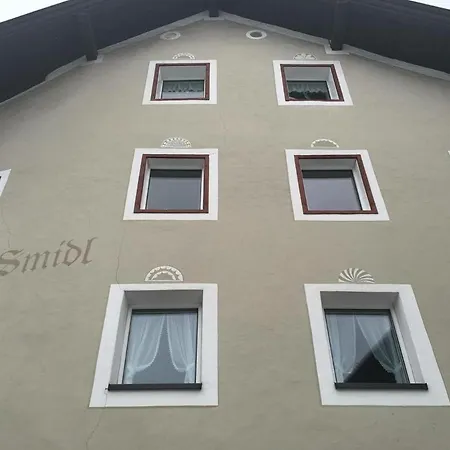 Smidl Appartement Urtijëi